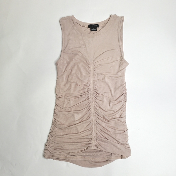 Trouve Shirred front ruched tank top - Picture 2 of 5